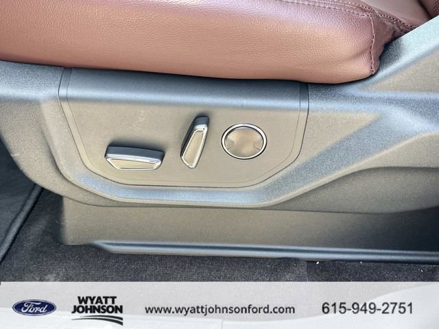 Used 2023 Ford Expedition Limited image 30