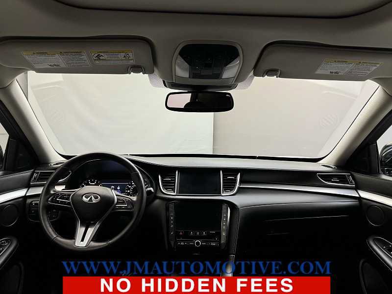 Used 2021 INFINITI QX50 Essential w/ Convenience Package image 12