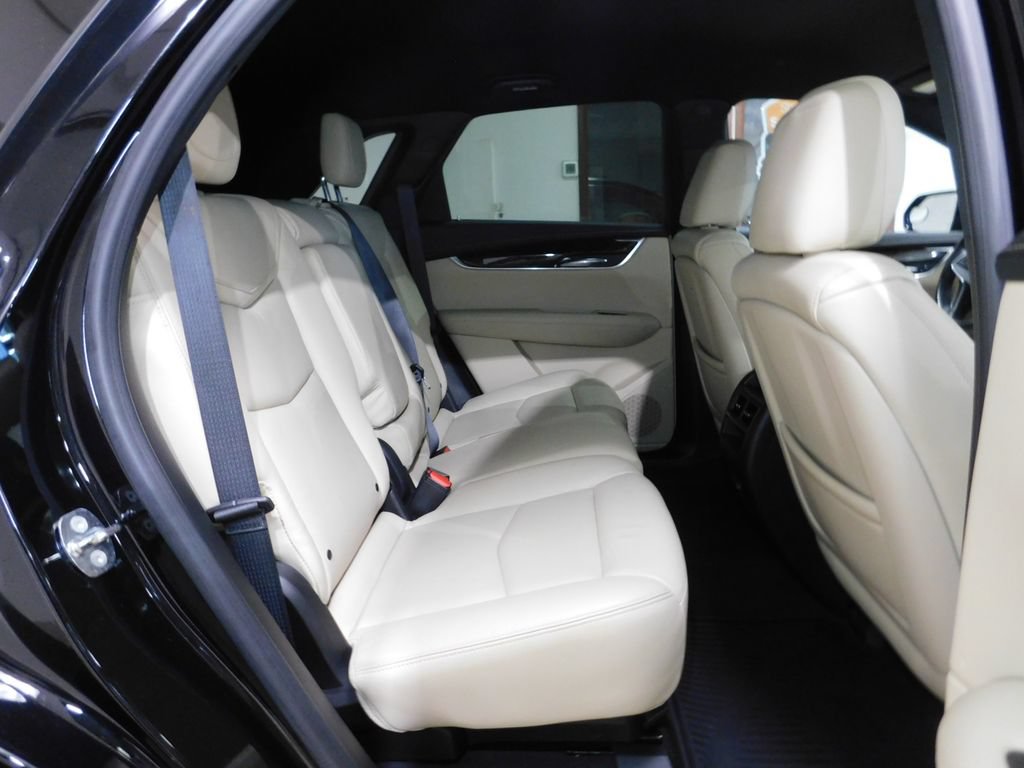 Used 2017 Cadillac XT5 FWD image 67