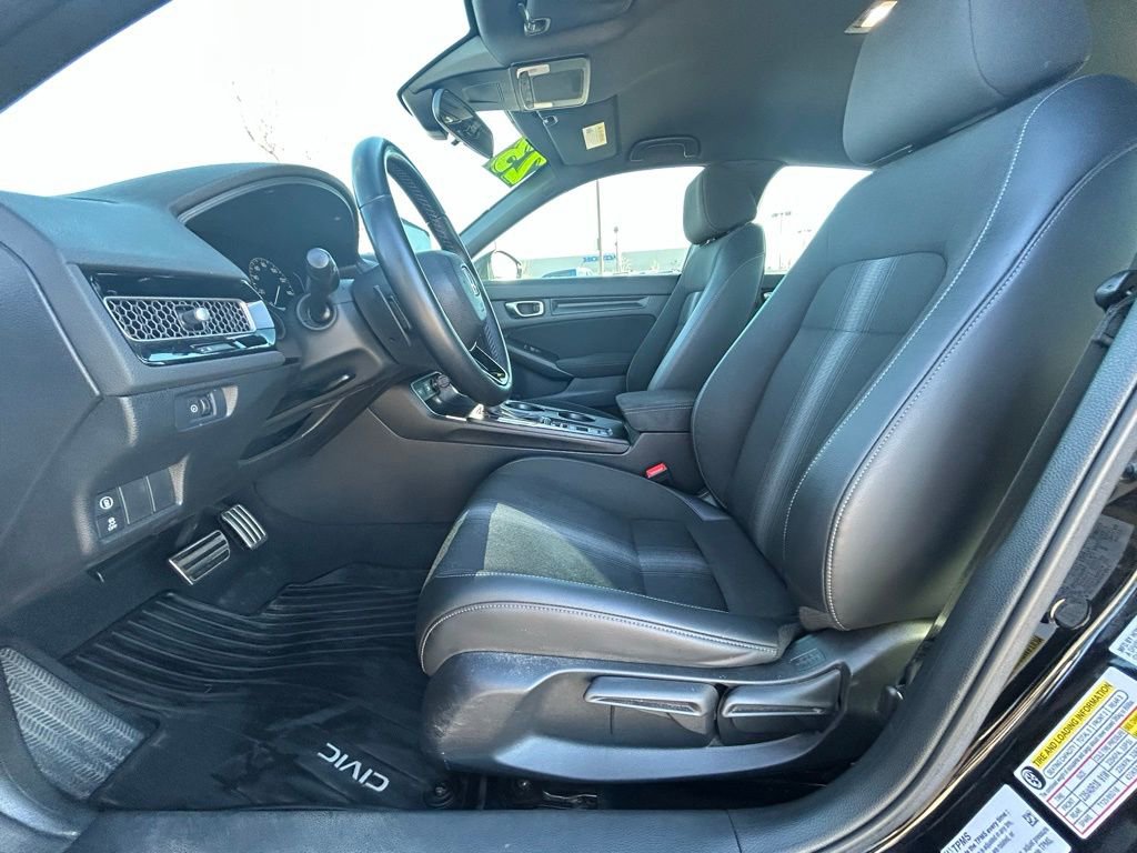 Used 2023 Honda Civic Sport image 11