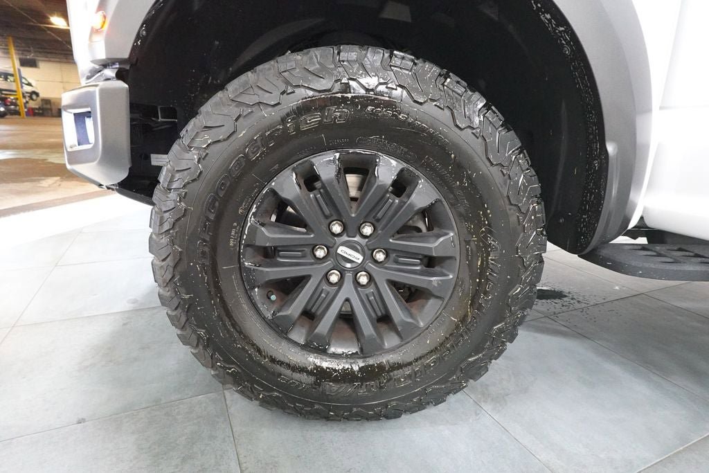 Used 2020 Ford F150 Raptor w/ Equipment Group 802A Luxury AWD/4WD image 38