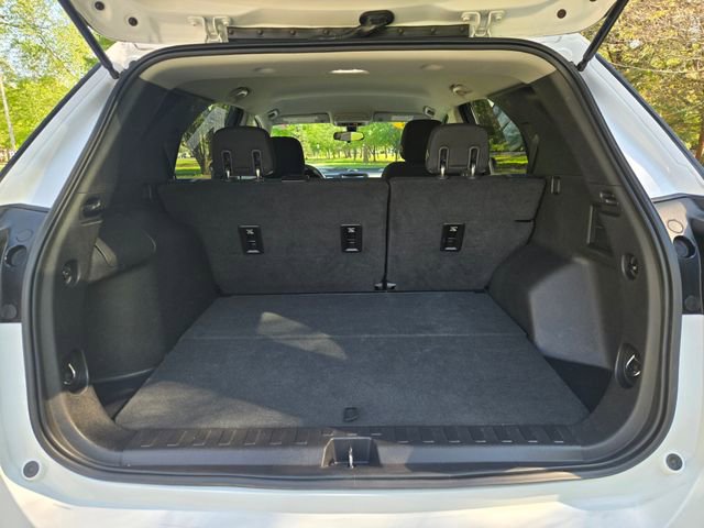 Used 2018 Chevrolet Equinox LT FWD image 5