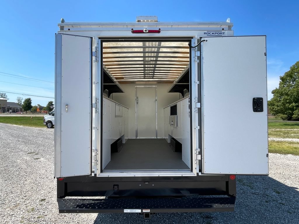 New 2025 GMC Savana 4500 w/ Power Convenience Package RWD image 42