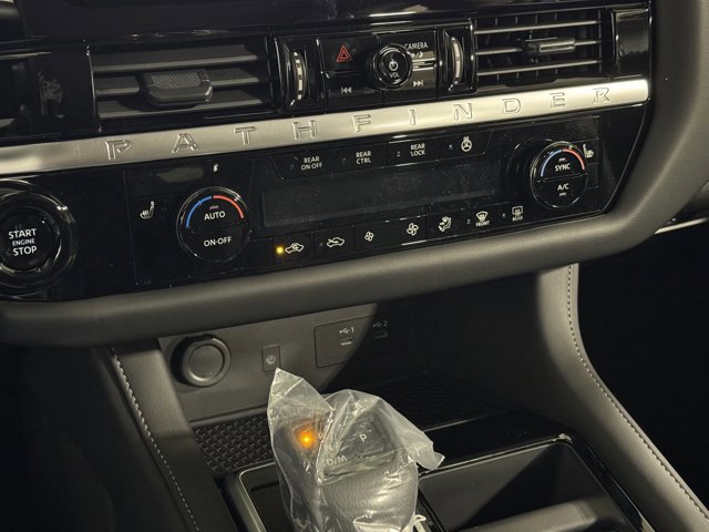 New 2026 Nissan Pathfinder SL image 22