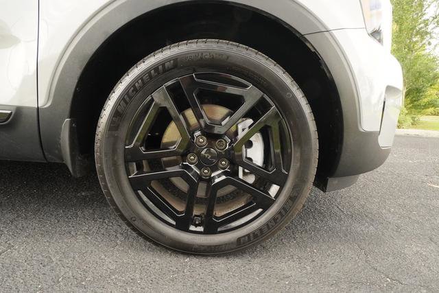 Used 2025 Kia Telluride EX X-Line AWD/4WD image 41