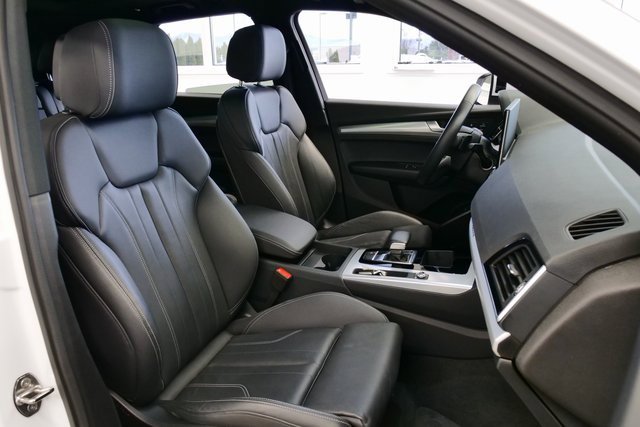 Used 2025 Audi Q5 2.0T Premium image 16
