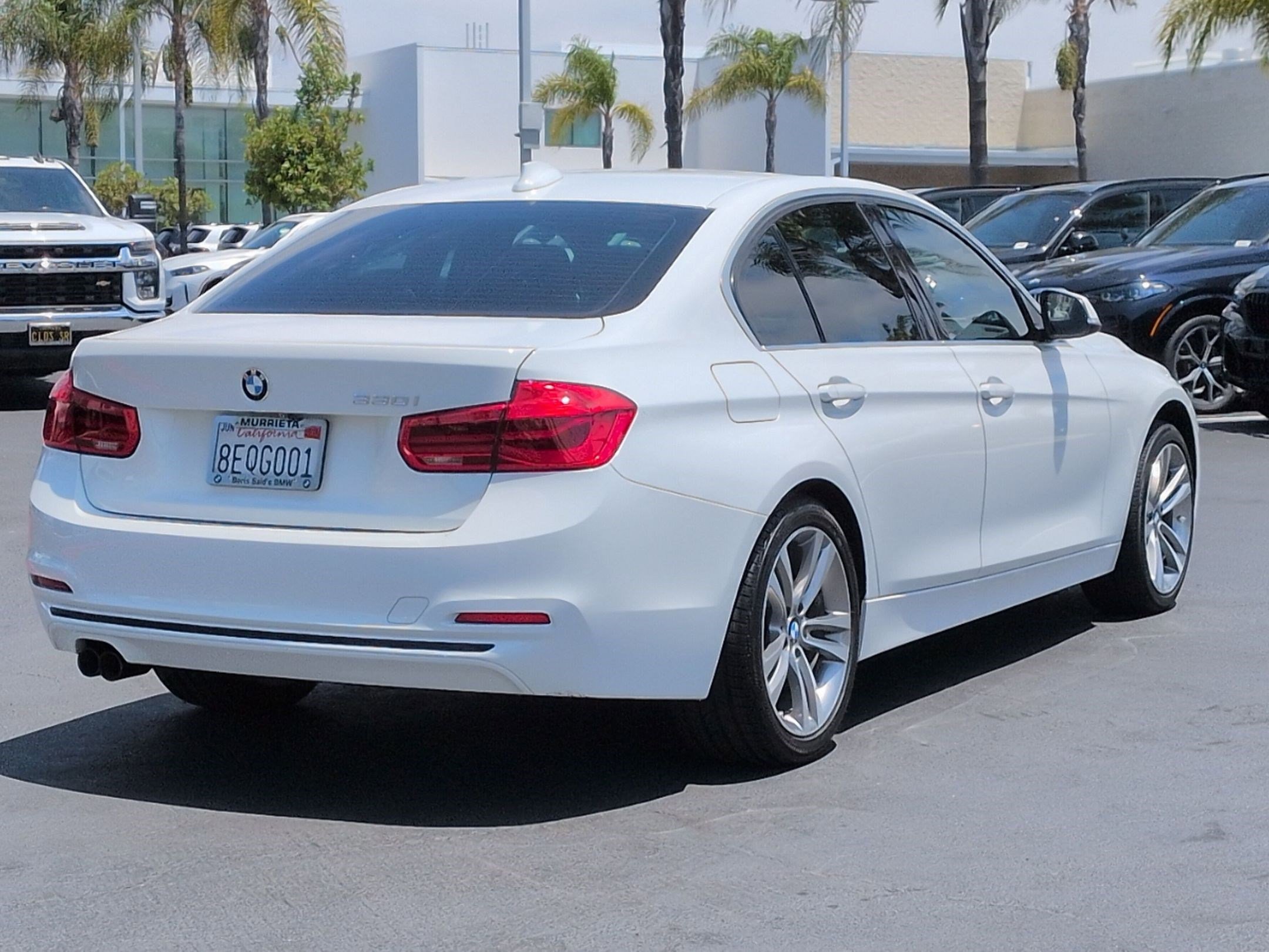 Used 2018 BMW 330i Sedan RWD image 10