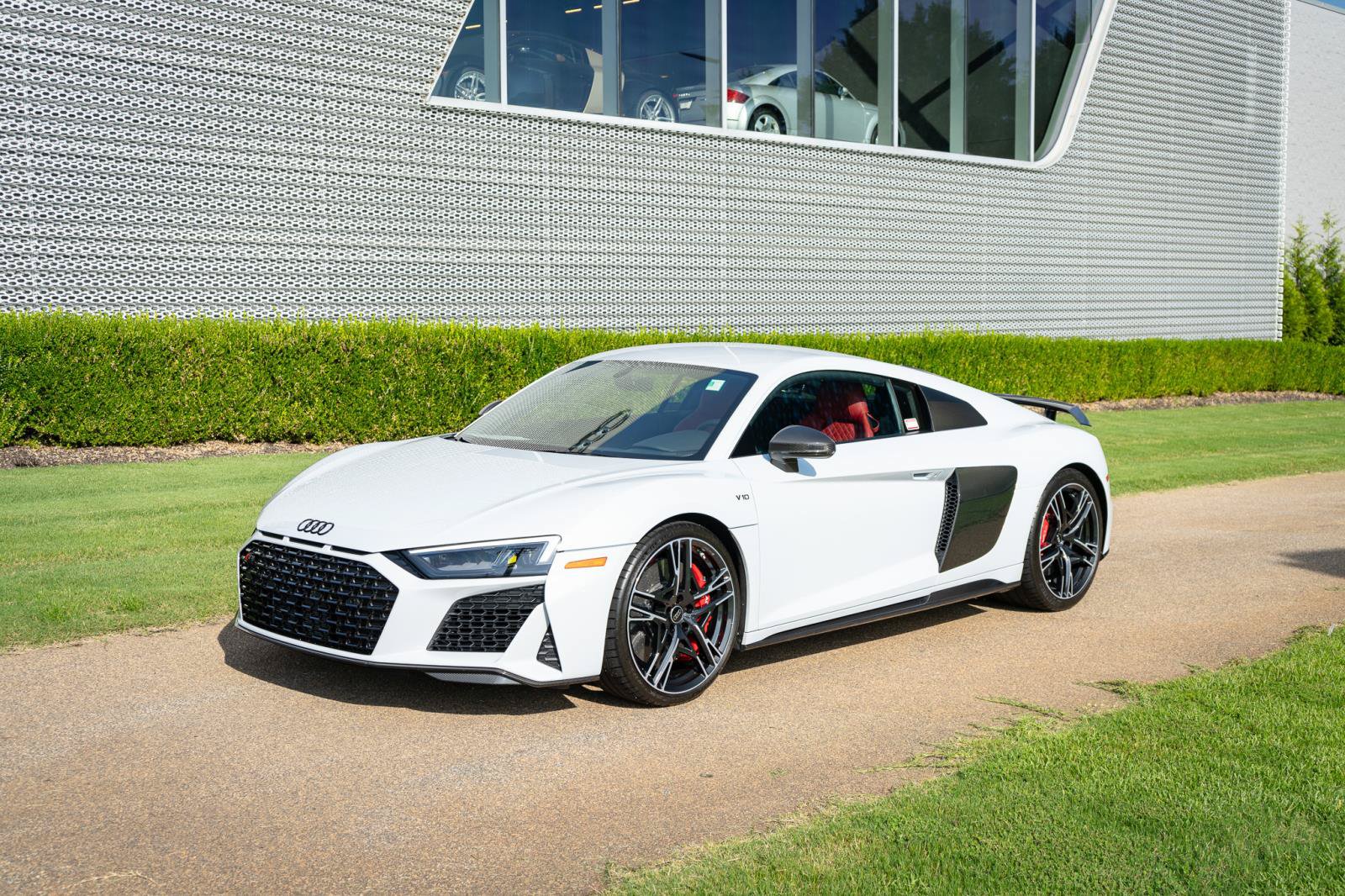 Certified 2023 Audi R8 V10 performance AWD/4WD image 15