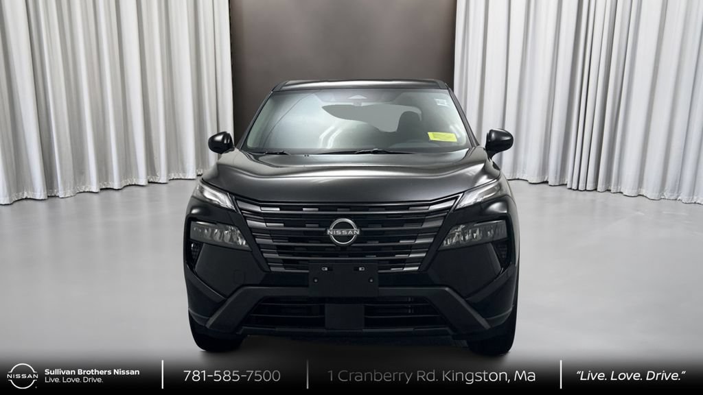 New 2026 Nissan Rogue SV AWD/4WD image 2