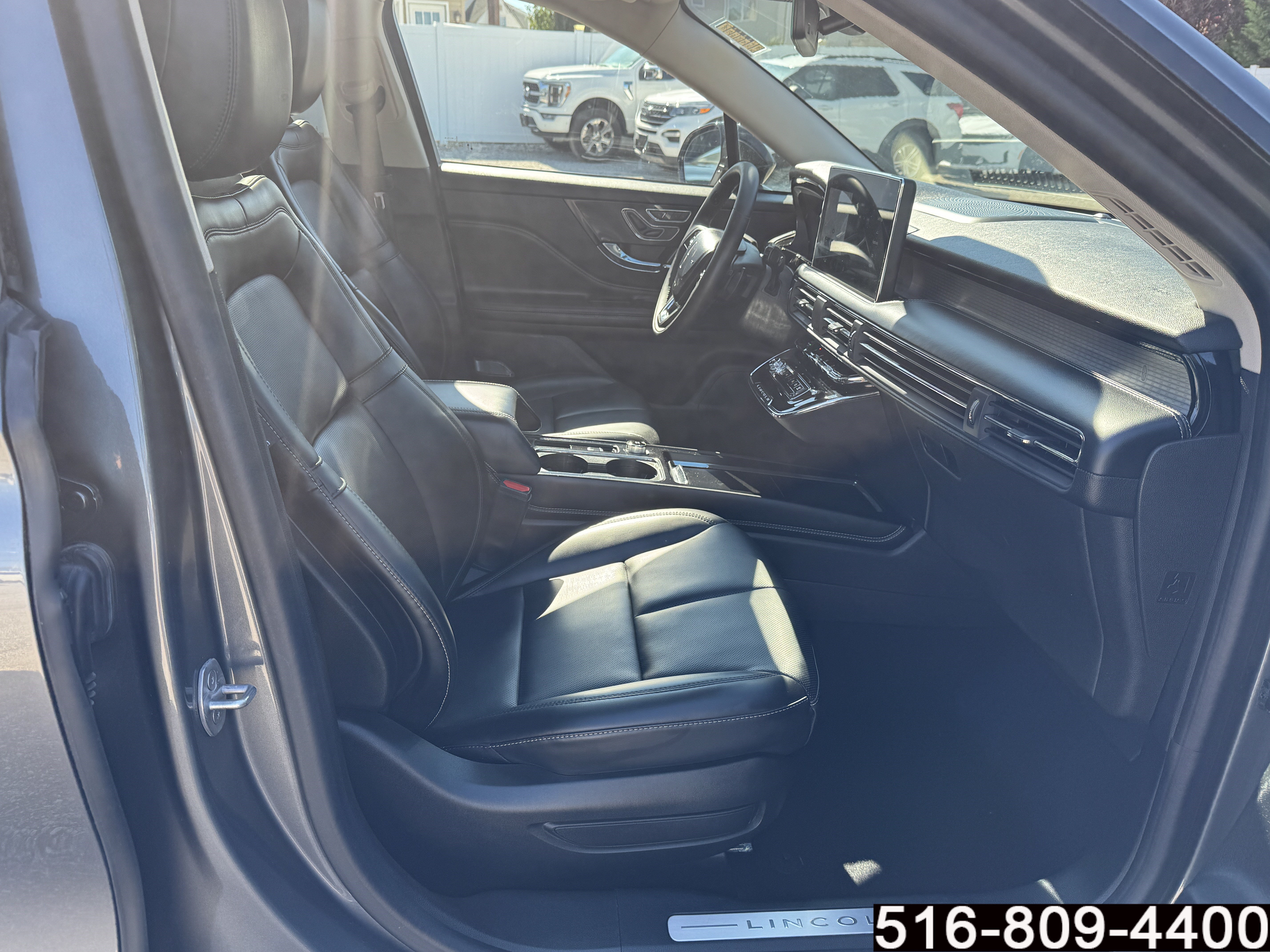 Used 2023 Lincoln Corsair AWD w/ Equipment Group 101A image 30