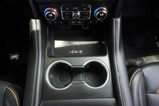 Used 2021 GMC Yukon XL AT4 AWD/4WD image 16