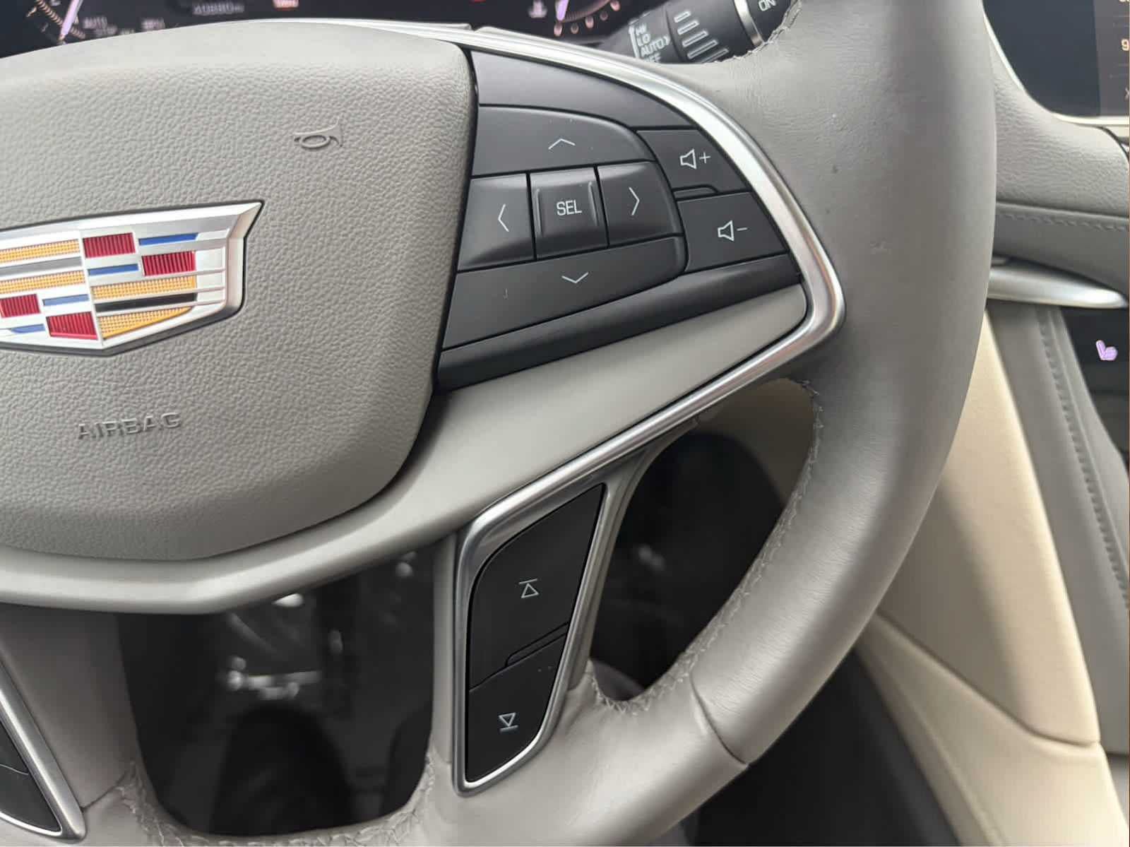 Used 2017 Cadillac XT5 Luxury AWD/4WD image 15
