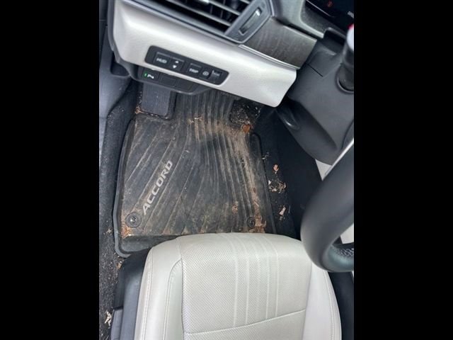 Used 2022 Honda Accord Touring image 21
