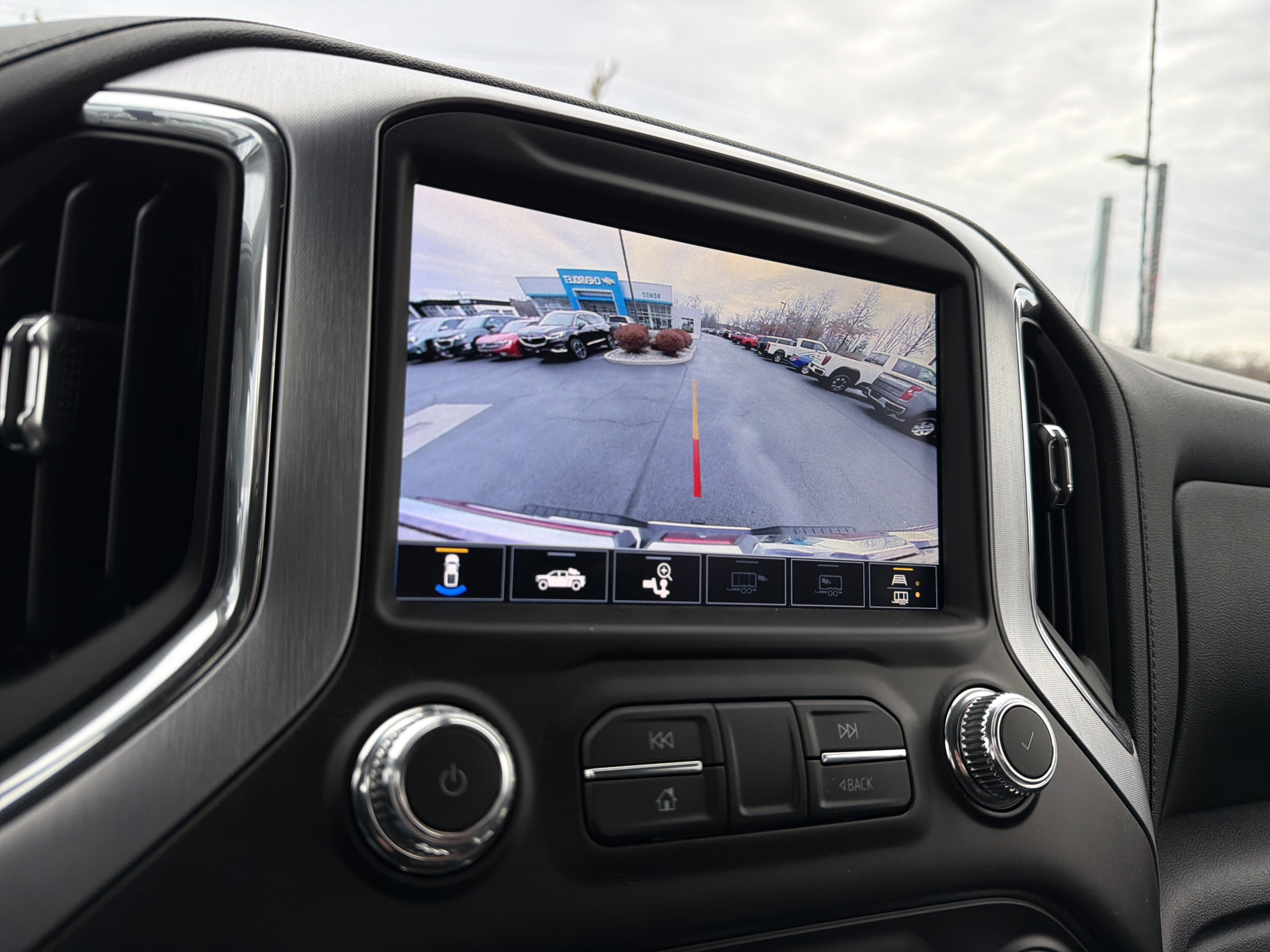 Certified 2022 GMC Sierra 2500 SLT w/ SLT Convenience Package image 20