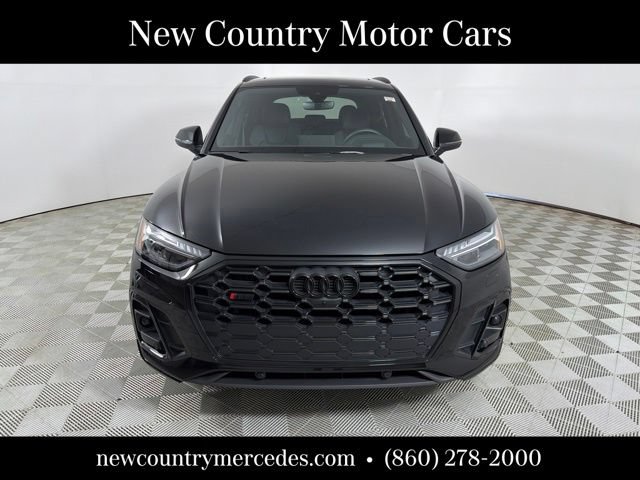 Used 2024 Audi SQ5 Prestige w/ Prestige Package AWD/4WD image 2