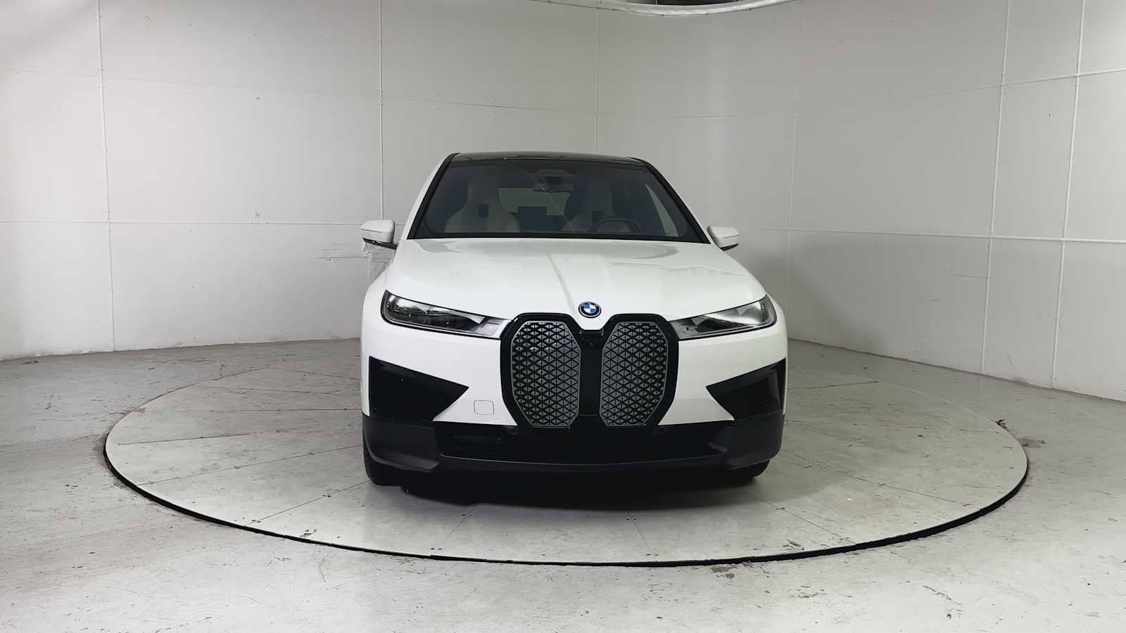 Certified 2024 BMW iX xDrive50 image 7