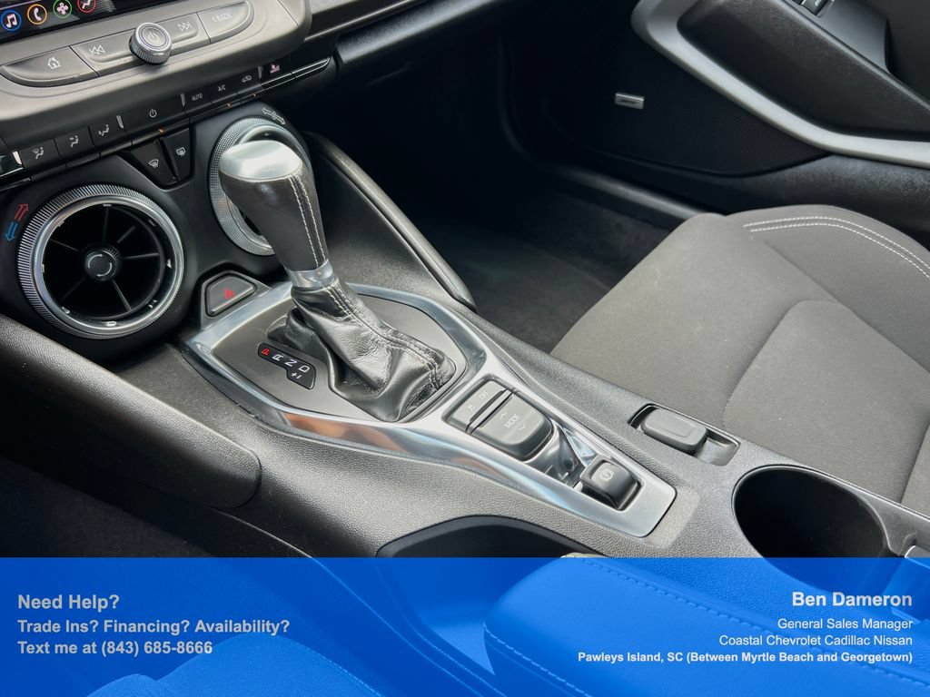 Used 2019 Chevrolet Camaro LT w/ Technology Package RWD image 36