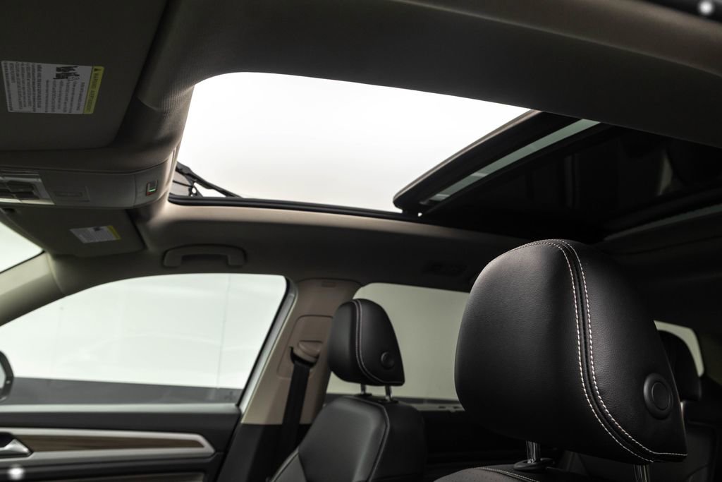 Used 2021 Volkswagen Atlas SEL image 21