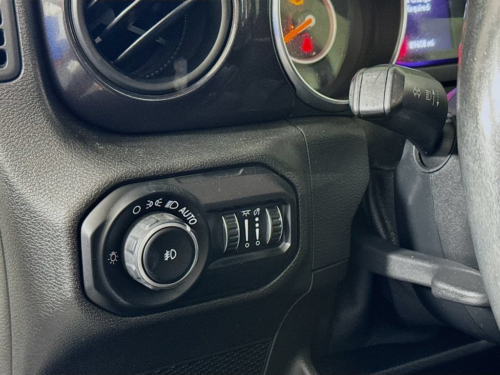 Used 2020 Jeep Wrangler Unlimited Sport AWD/4WD image 10
