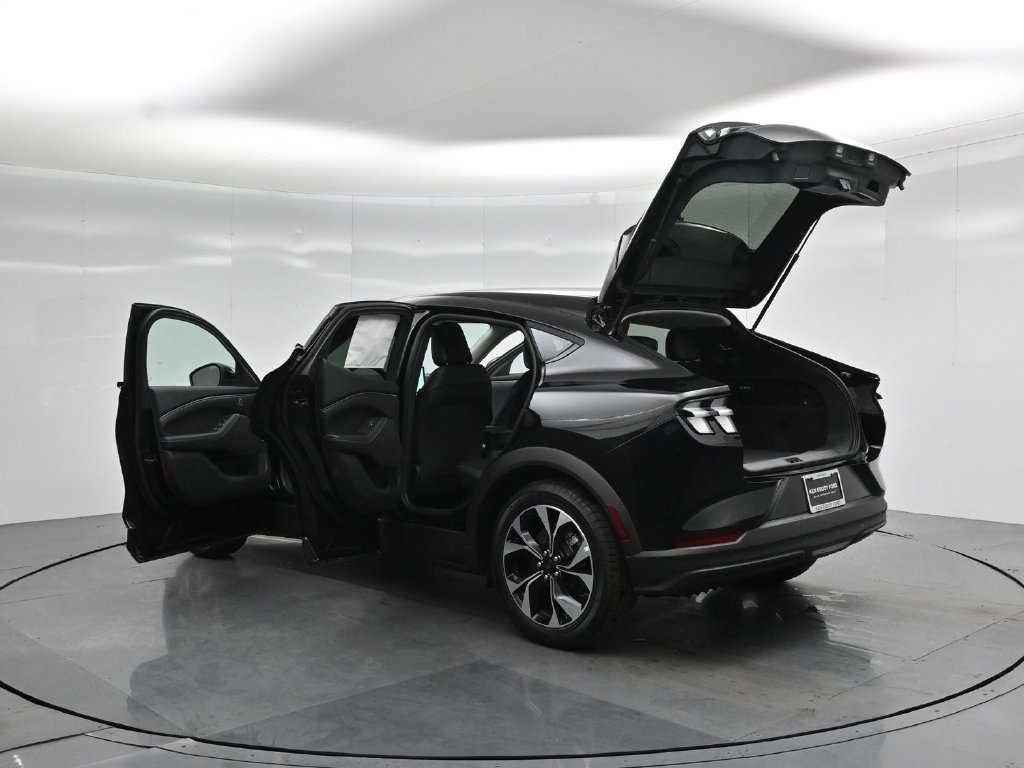New 2026 Ford Mustang Mach-E Select RWD image 31