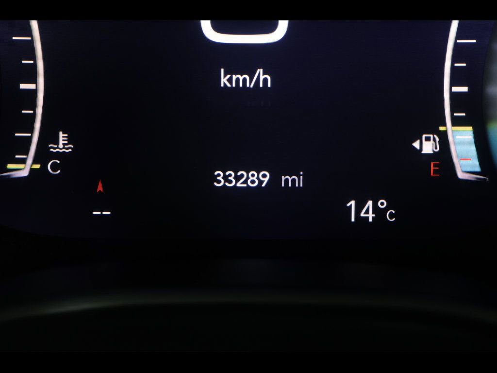 Used 2025 Chrysler Pacifica Select FWD image 14