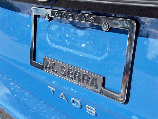 New 2025 Volkswagen Taos SE image 7