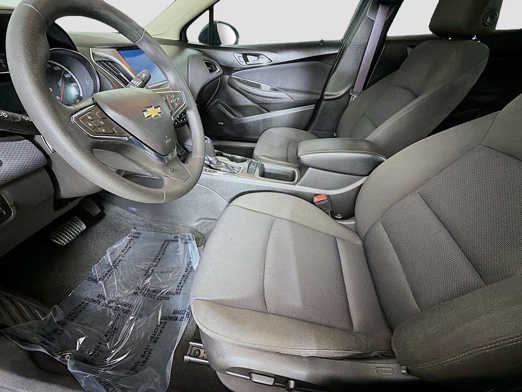 Used 2016 Chevrolet Cruze LT w/ Sun And Sound Package FWD image 22