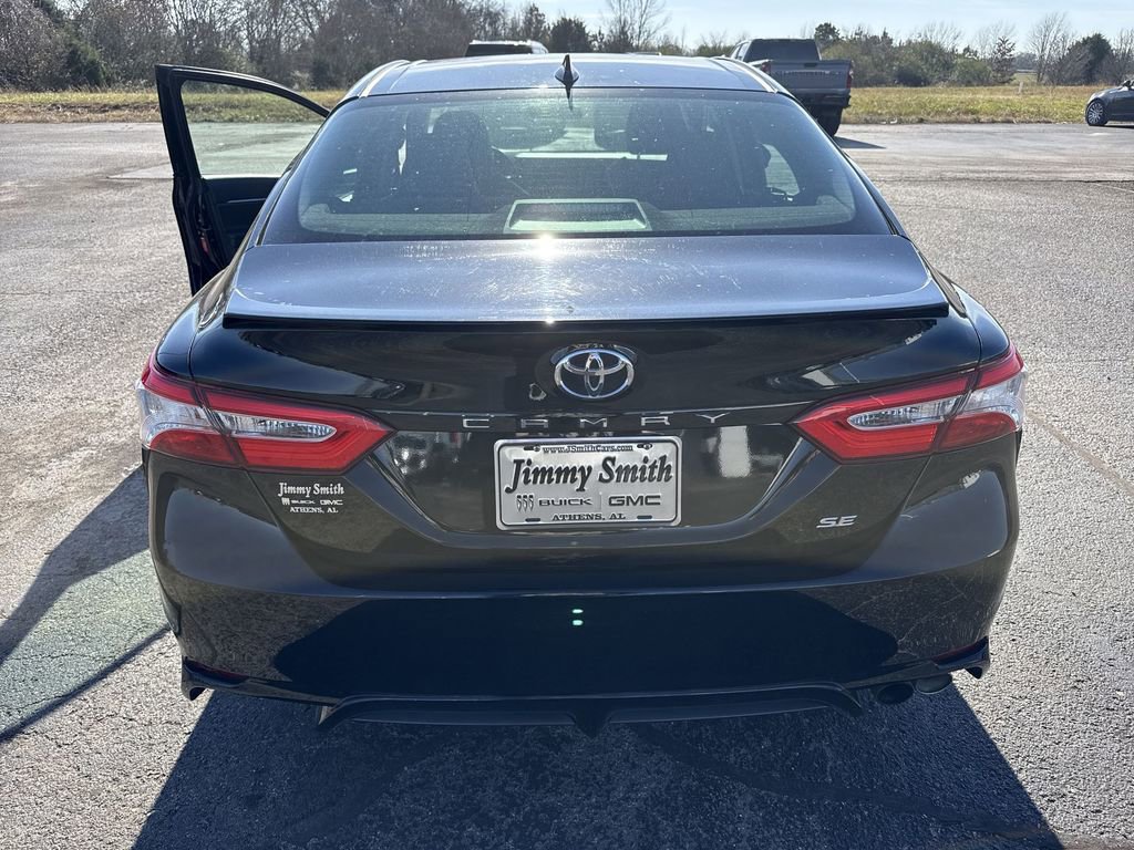 Used 2020 Toyota Camry SE image 33