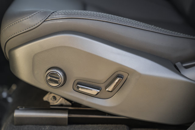 New 2027 Volvo XC90 B6 Plus AWD/4WD image 35
