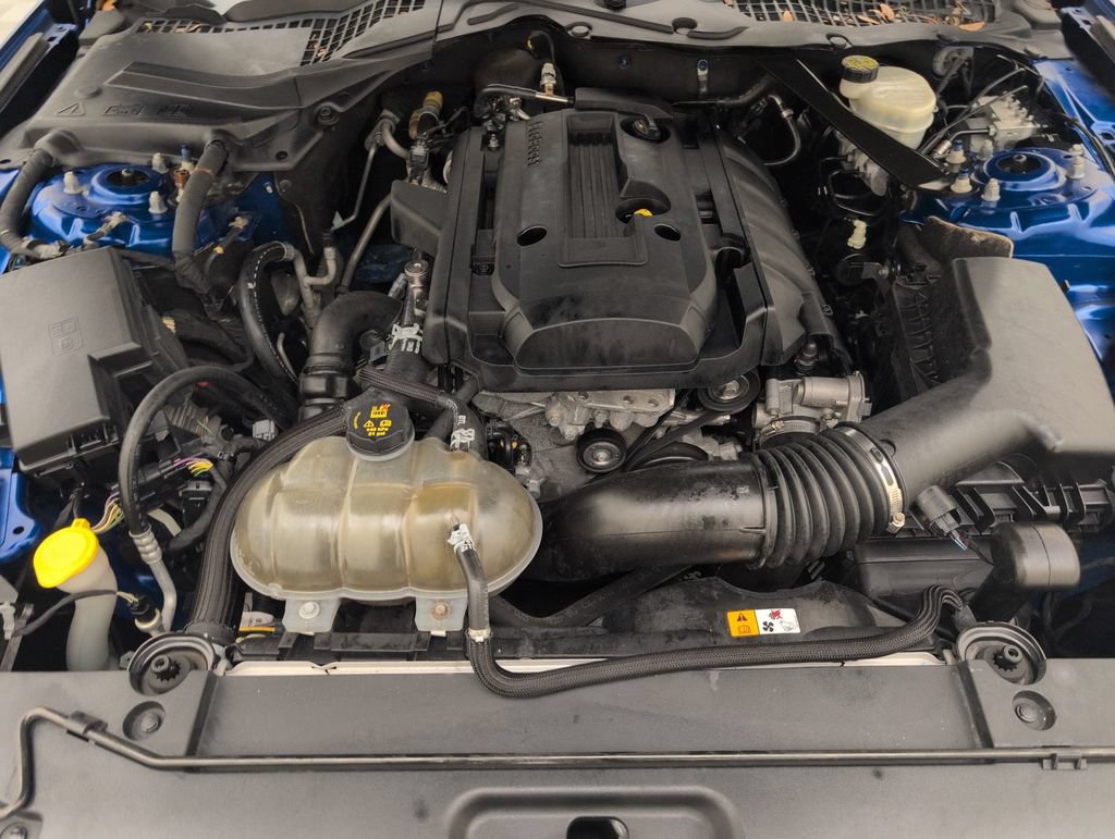 Used 2017 Ford Mustang Premium RWD image 35