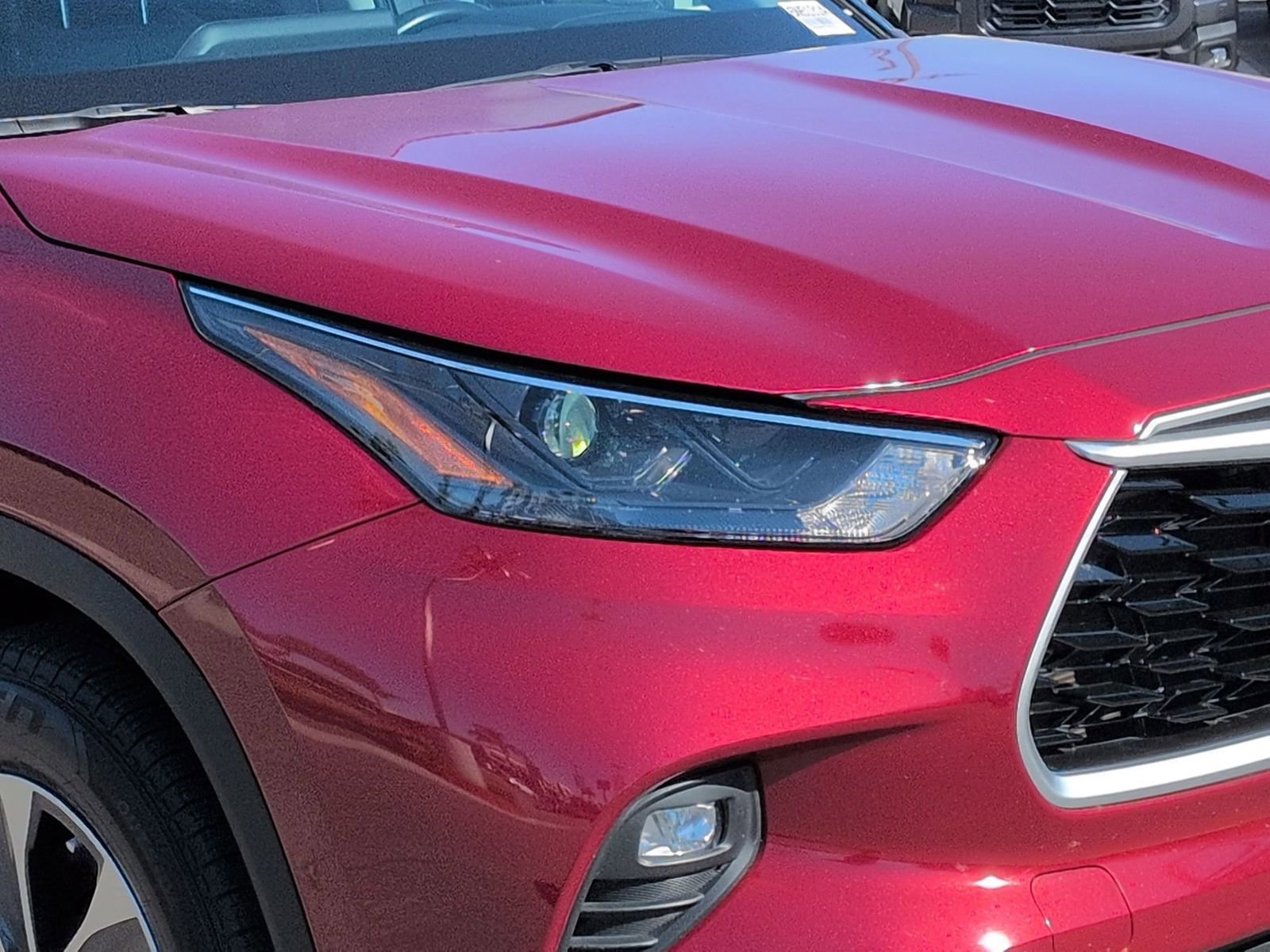 Used 2023 Toyota Highlander XLE image 10