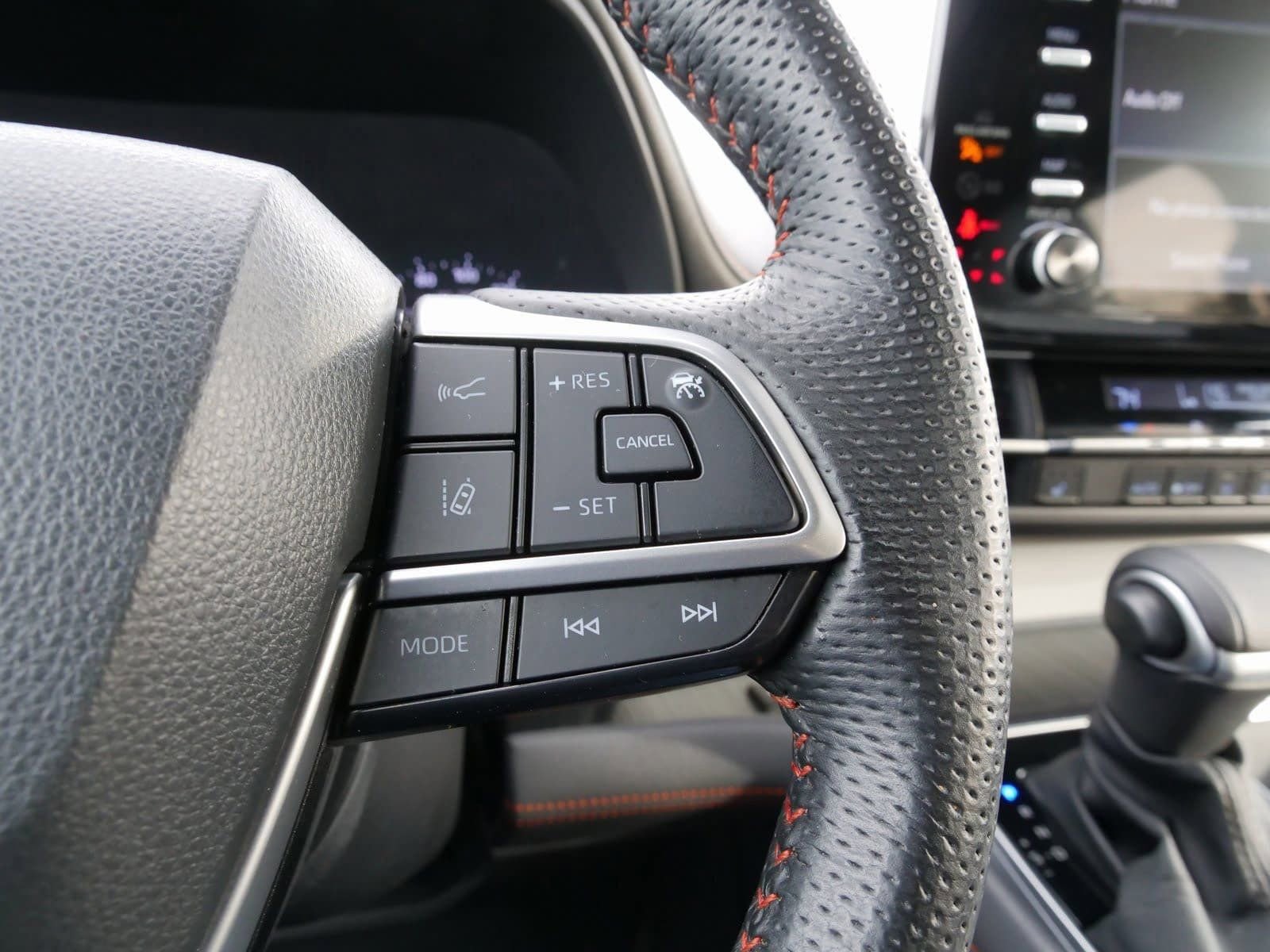 Used 2023 Toyota Sienna XSE image 24