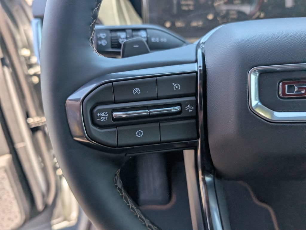 New 2026 GMC Terrain AT4 w/ Technology Package II AWD/4WD image 19