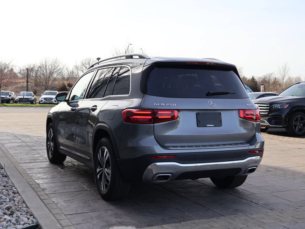New 2026 Mercedes-Benz GLB 250 4MATIC image 7