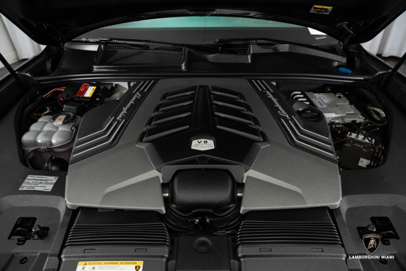 Used 2019 Lamborghini Urus image 4