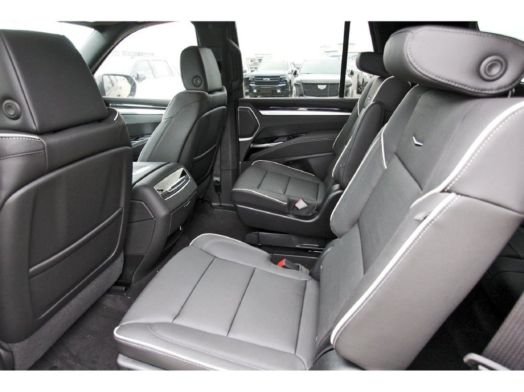 New 2027 Cadillac Escalade Sport w/ Touring Package AWD/4WD image 7