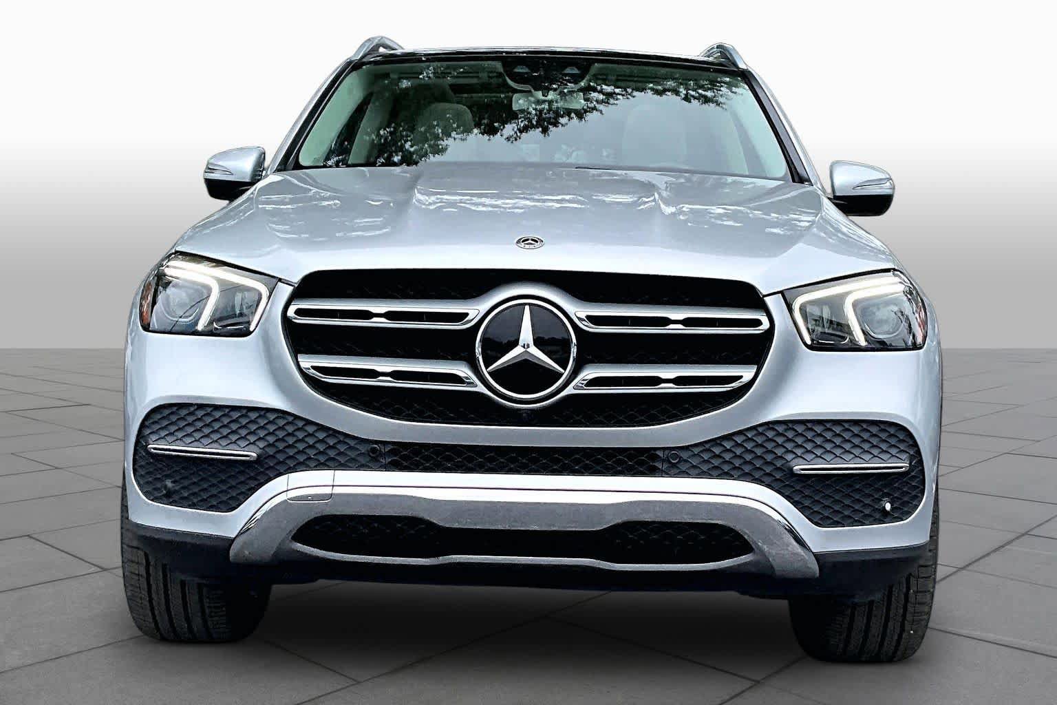 Used 2020 Mercedes-Benz GLE 350 4MATIC image 4