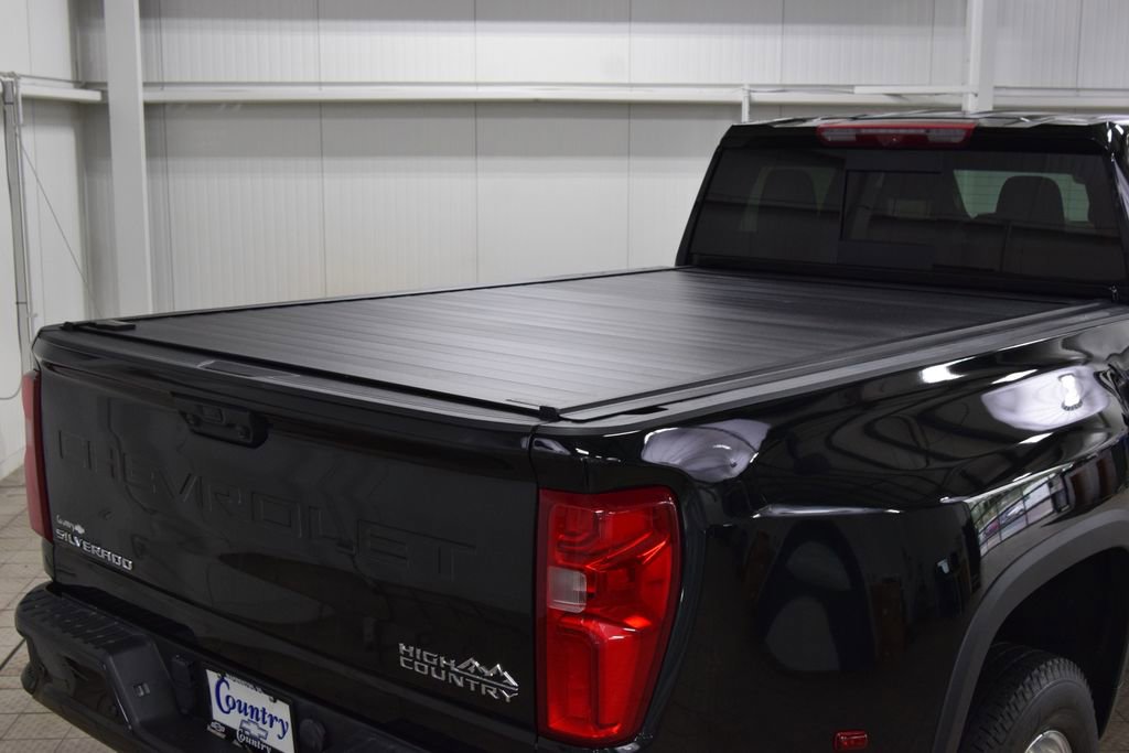 Used 2024 Chevrolet Silverado 3500 High Country w/ High Country Premium Package AWD/4WD image 29