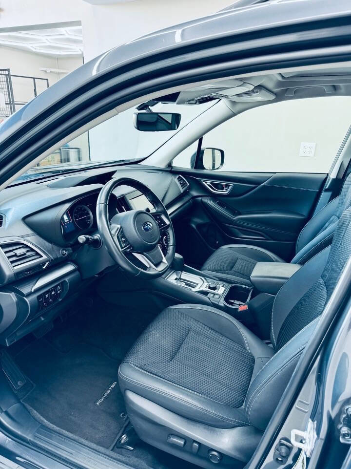 Used 2022 Subaru Forester Premium w/ Popular Package #1 image 9