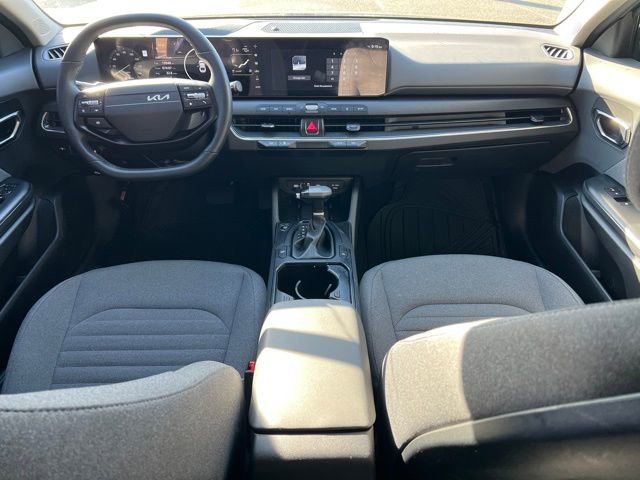 Certified 2025 Kia K4 EX image 12