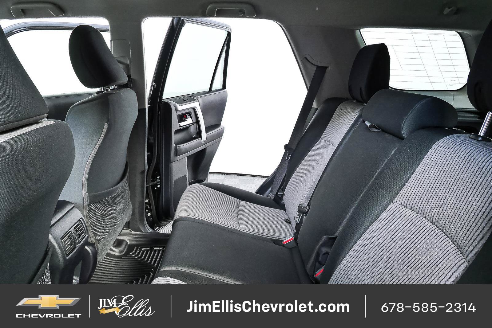 Used 2021 Toyota 4Runner SR5 AWD/4WD image 19