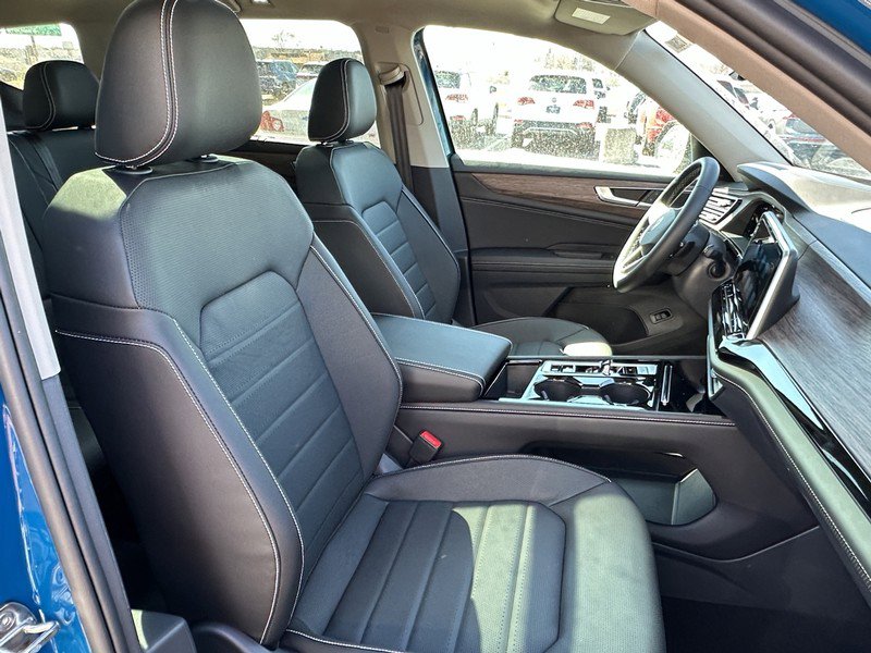 New 2025 Volkswagen Atlas SEL image 16