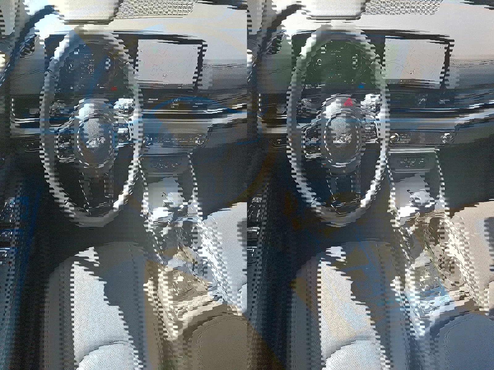 New 2026 Kia Carnival SX w/ SX Dark Edition Package image 7