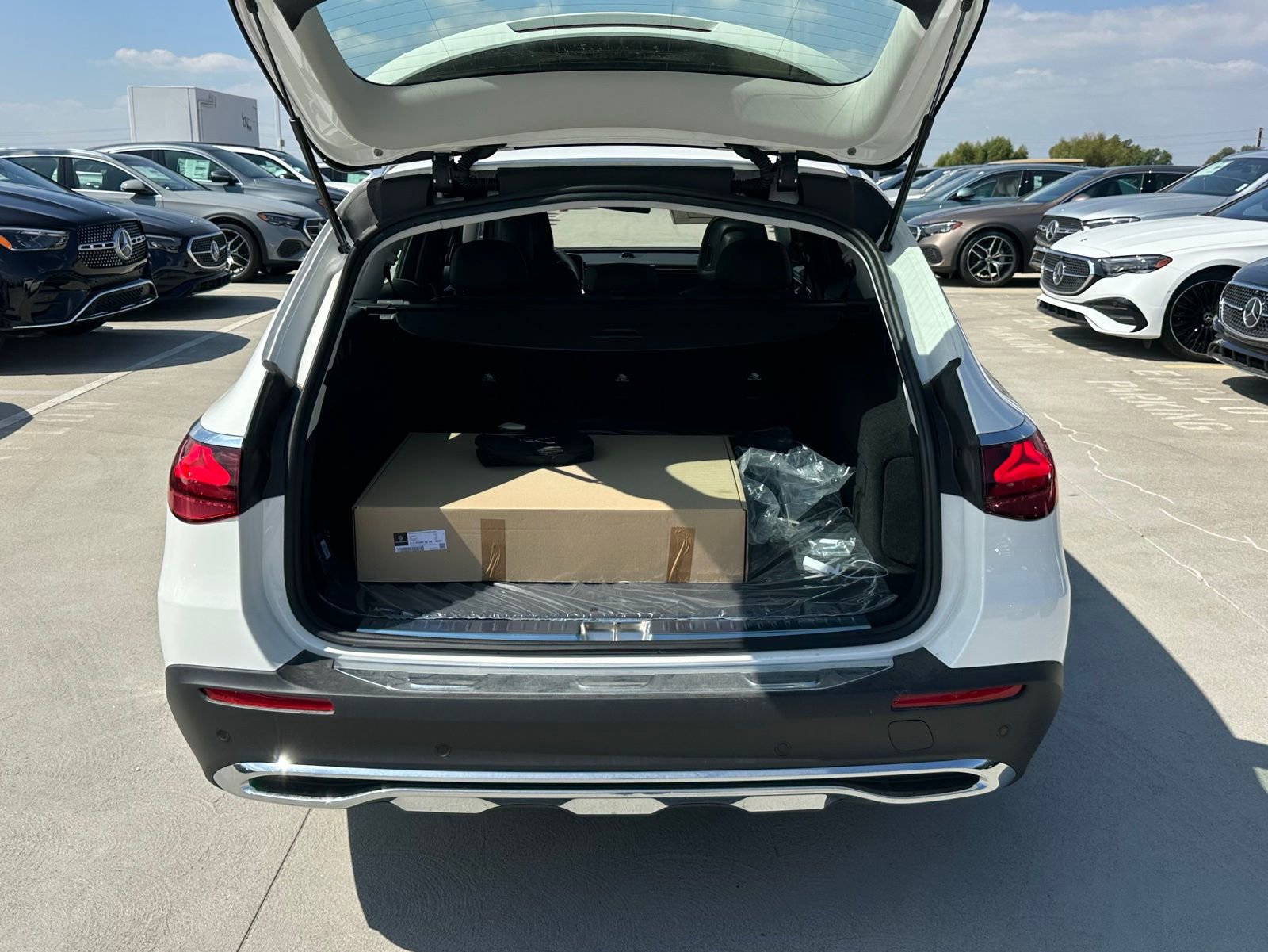 New 2025 Mercedes-Benz E 450 4MATIC All-Terrain Wagon image 10