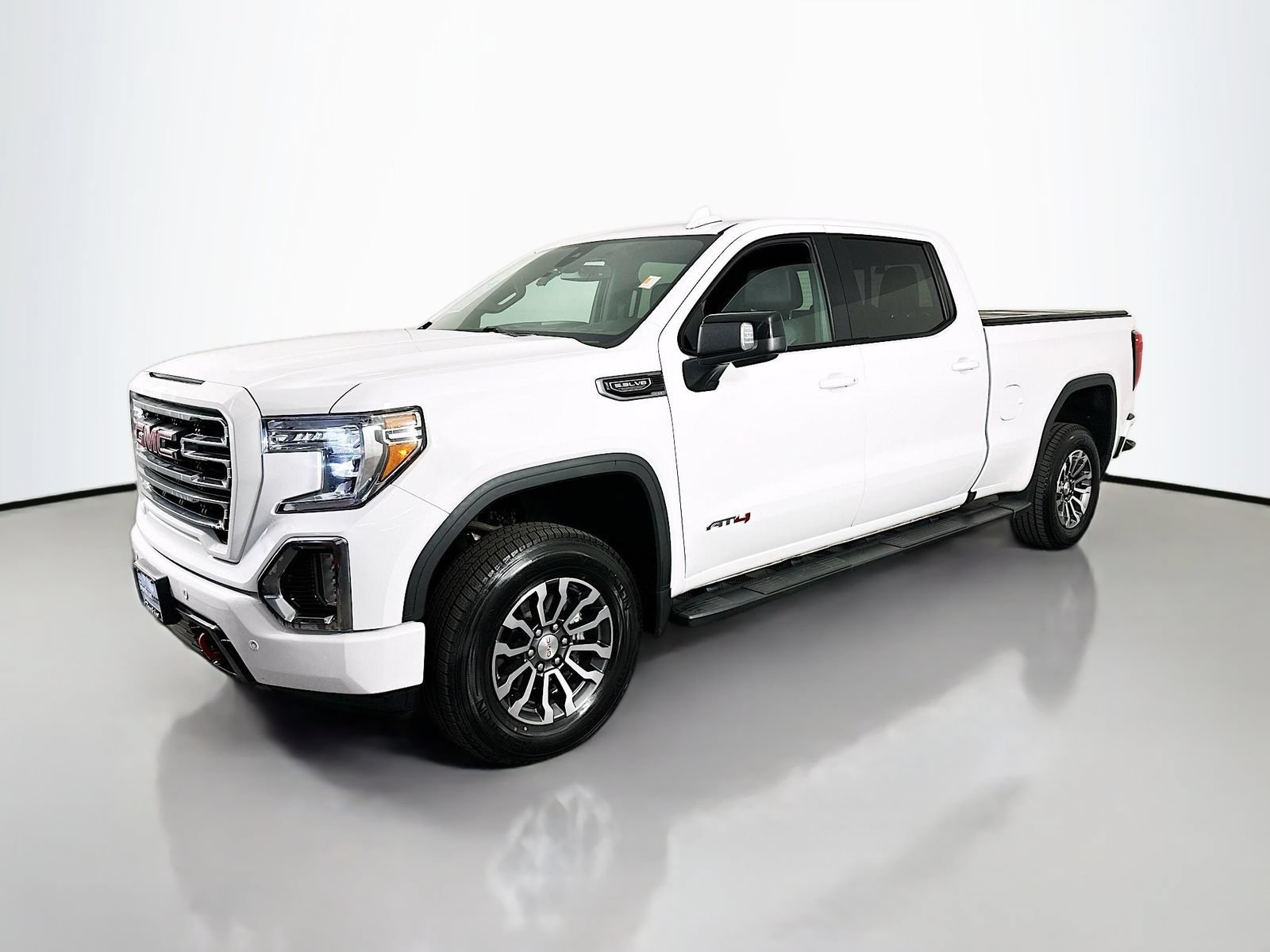 Used 2020 GMC Sierra 1500 AT4 w/ AT4 Premium Package AWD/4WD image 4