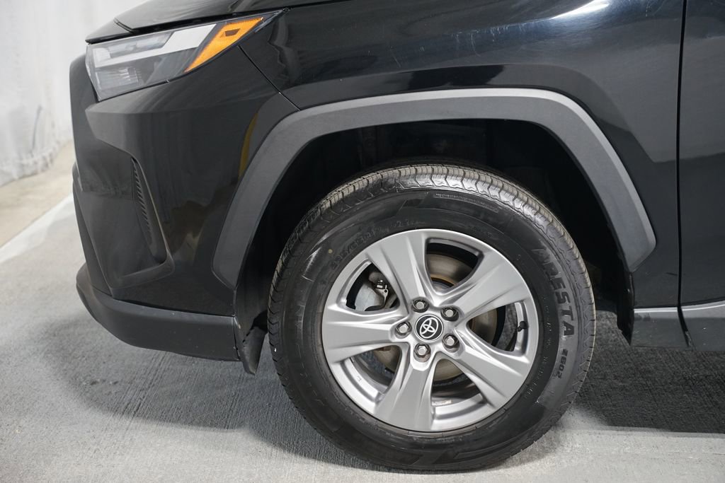 Certified 2022 Toyota RAV4 XLE image 5