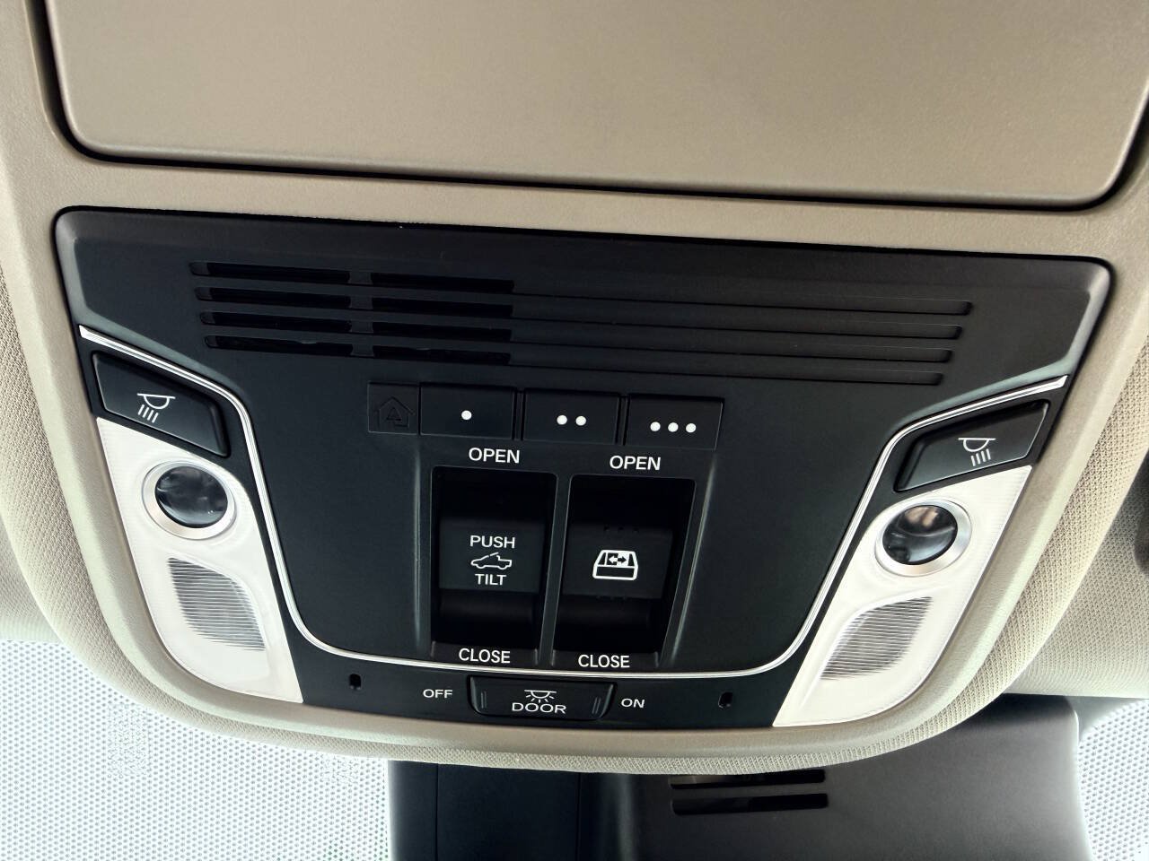 Used 2019 Honda Ridgeline RTL-E image 34