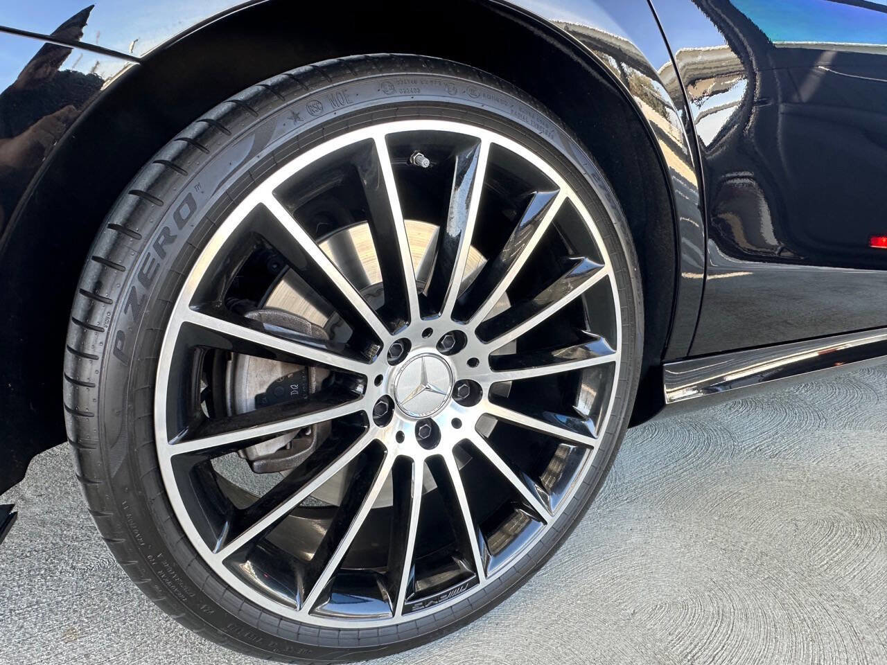 Used 2019 Mercedes-Benz E 53 AMG AMG E 53 AWD 4MATIC 4dr Sedan image 40