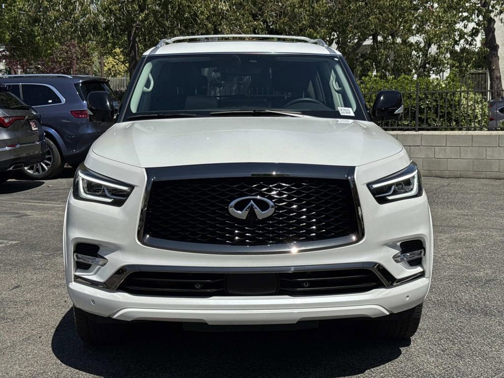 Certified 2024 INFINITI QX80 Premium Select w/ Cargo Package image 3