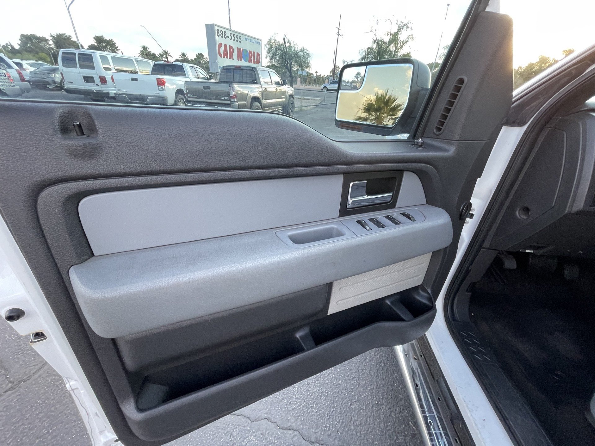 Used 2014 Ford F150 XLT w/ Equipment Group 302A Luxury RWD image 12